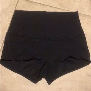 Lululemon spandex shorts